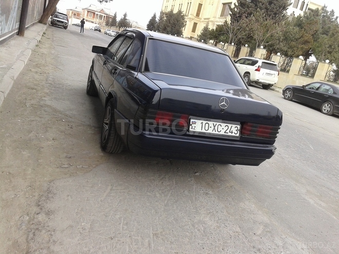 Mercedes 190 1990, 259,000 km - 2.6 л - Bakı
