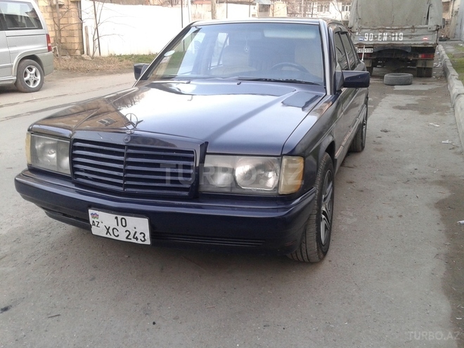 Mercedes 190 1990, 259,000 km - 2.6 л - Bakı
