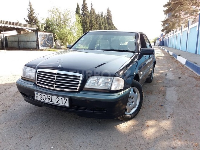 Mercedes C 180 1999, 220,000 km - 1.8 l - Bakı