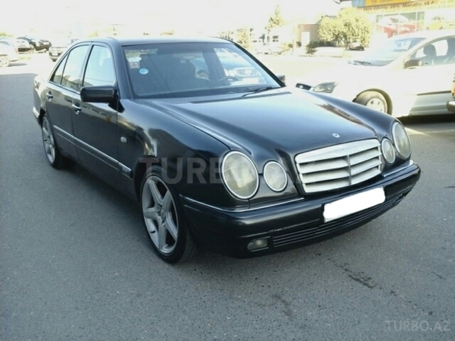 Mercedes E 230 1995, 387,400 km - 2.3 l - Bakı