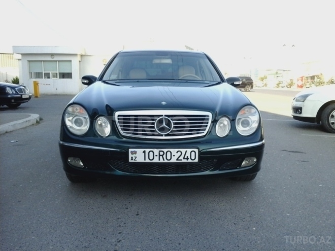 Mercedes E 240 2002, 347,000 km - 2.6 l - Bakı