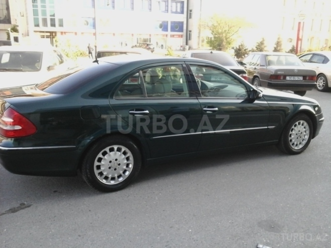 Mercedes E 240 2002, 347,000 km - 2.6 l - Bakı