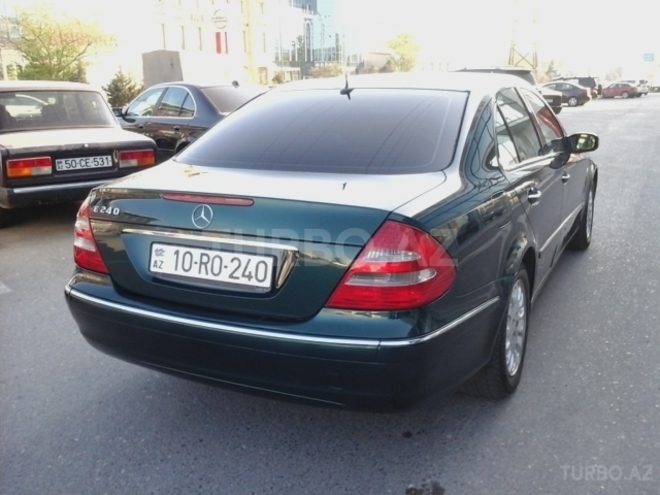 Mercedes E 240 2002, 347,000 km - 2.6 l - Bakı