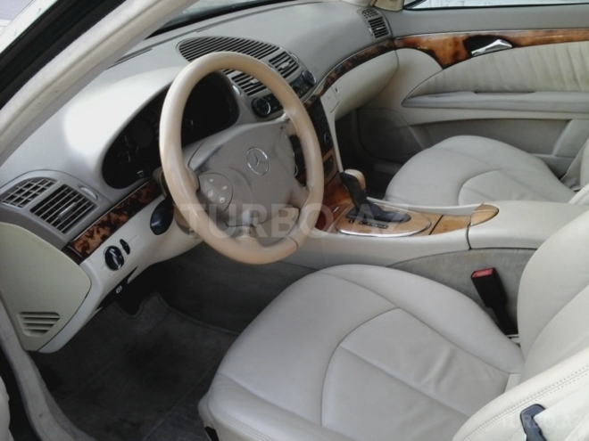 Mercedes E 240 2002, 347,000 km - 2.6 l - Bakı