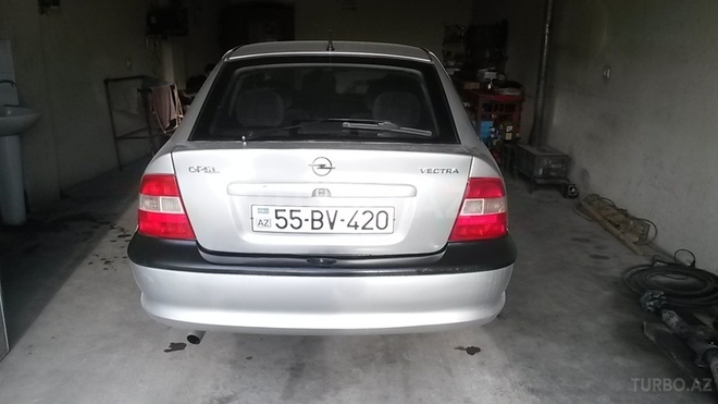 Opel Vectra 1996, 286,000 km - 1.8 l - Şəki