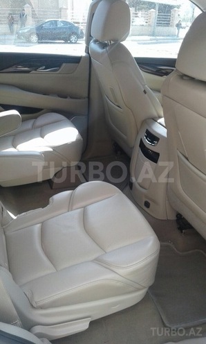 Cadillac Escalade 2014, 60,000 km - 6.2 l - Bakı