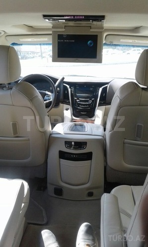 Cadillac Escalade 2014, 60,000 km - 6.2 l - Bakı