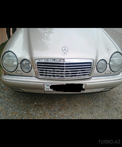Mercedes E 200 1997, 331,500 km - 0.3 л - Masallı