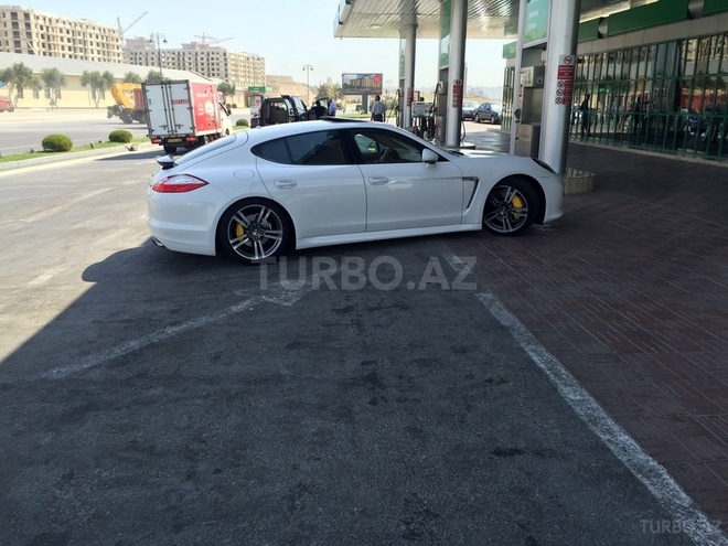 Porsche Panamera 4S 2010, 69,000 km - 4.8 л - Bakı