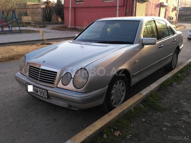 Mercedes E 230 1996, 495,000 km - 2.3 l - Xaçmaz