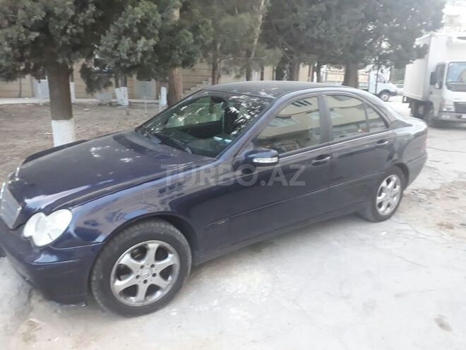 Mercedes C 240 2001, 320,000 km - 2.6 l - Sumqayıt