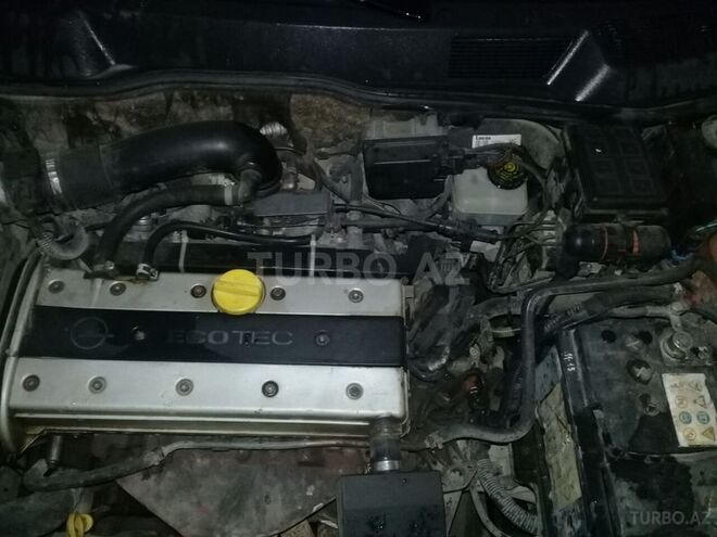 Opel Astra 1998, 138,000 km - 1.9 l - Bakı