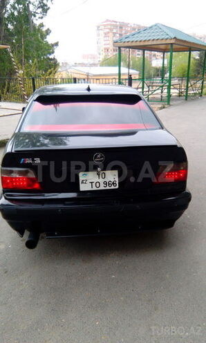 BMW 320 1992, 721,341 km - 3.2 l - Bakı