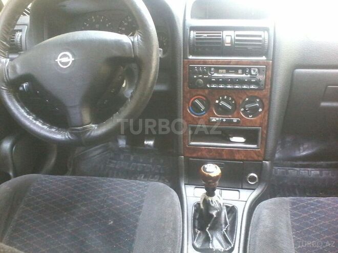 Opel Astra 1998, 176,840 km - 2.0 l - Sumqayıt