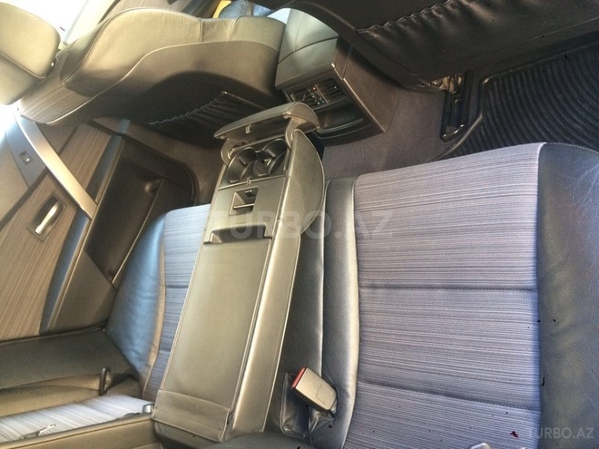 BMW 530 2003, 179,900 km - 3.0 л - Bakı