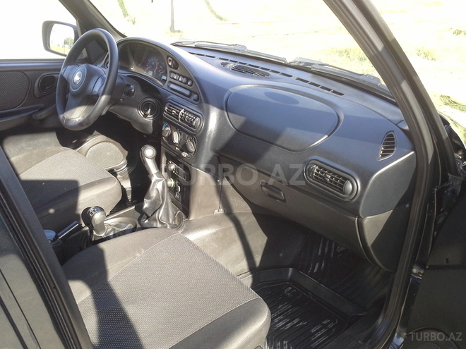Chevrolet Niva 2012, 86,000 km - 1.7 л - Xudat