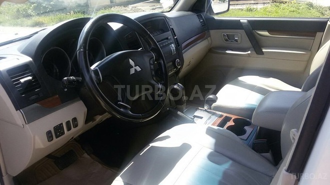 Mitsubishi Pajero 2008, 73,000 km - 3.0 л - Gəncə