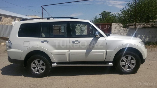 Mitsubishi Pajero 2008, 73,000 km - 3.0 л - Gəncə
