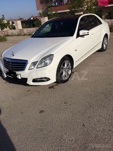 Mercedes E 220 2009, 187,000 km - 2.2 l - Bakı