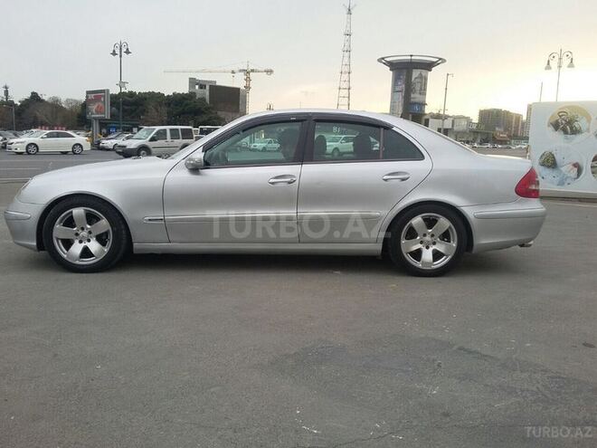 Mercedes E 270 2002, 290,000 km - 0.3 l - Bakı