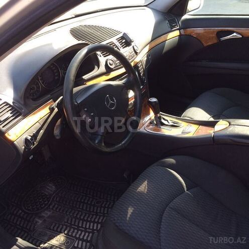 Mercedes E 270 2002, 290,000 km - 0.3 l - Bakı