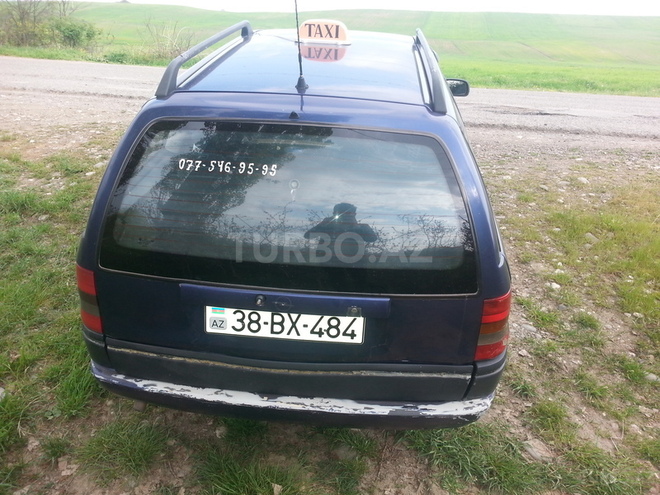Opel Antara 1996, 4,568,535 km - 1.6 l - Qusar
