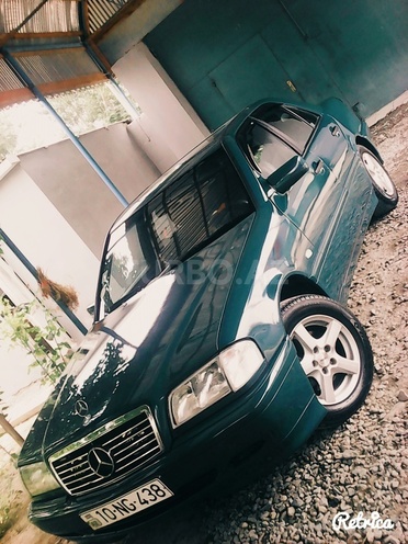 Mercedes C 220 1999, 380,000 km - 2.2 l - Bakı