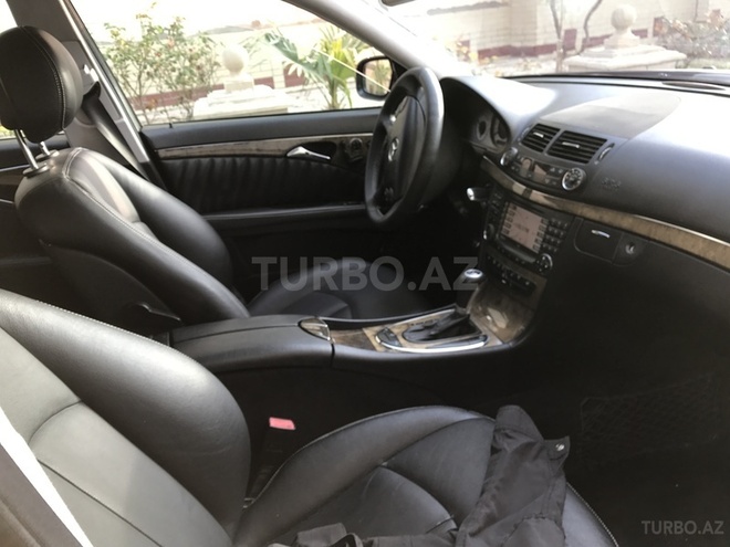 Mercedes E 280 2006, 204,000 km - 3.0 l - Bakı