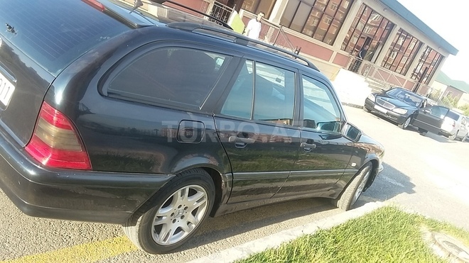 Mercedes C 220 1999, 307,073 km - 2.2 l - Sumqayıt