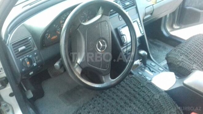 Mercedes C 200 1995, 136,000 km - 2.0 l - Bakı
