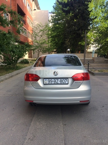 Volkswagen Jetta 2011, 80,576 km - 2.5 l - Bakı
