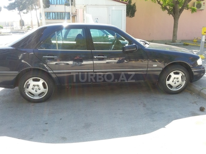 Mercedes C 220 1994, 315,000 km - 2.2 л - Bakı