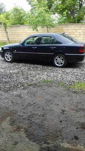 Mercedes B 180 1997, 20,000 km - 0.2 l - Ağcabədi