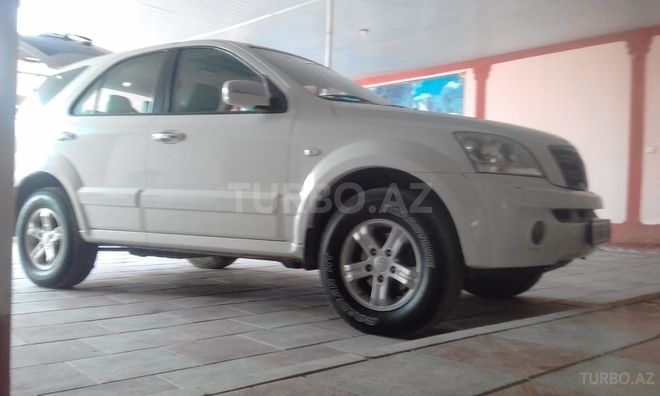 Kia Sorento 2005, 200 km - 0.3 l - Tovuz