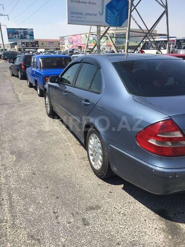 Mercedes E 220 2002, 269,000 km - 2.2 l - Bakı