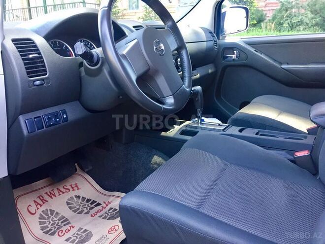 Nissan Navara 2013, 70,000 km - 2.5 л - Bakı