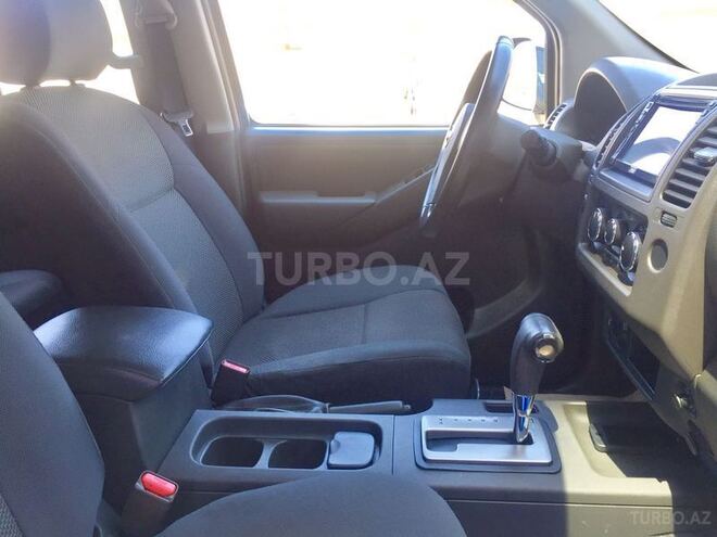 Nissan Navara 2013, 70,000 km - 2.5 л - Bakı