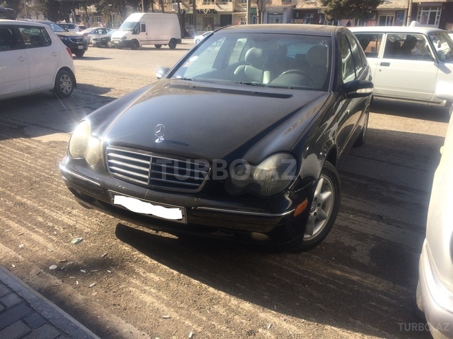 Mercedes C 240 2004, 285,000 km - 2.4 l - Bakı