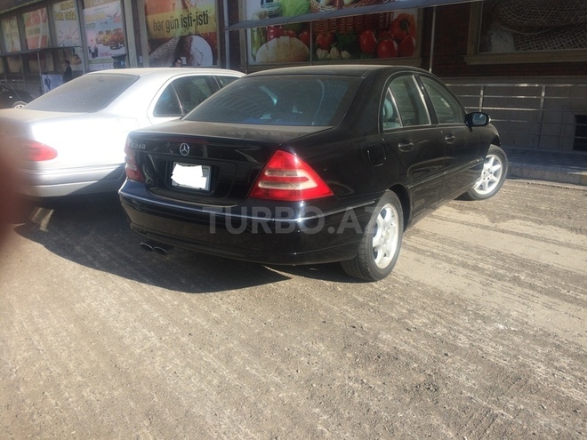 Mercedes C 240 2004, 285,000 km - 2.4 l - Bakı