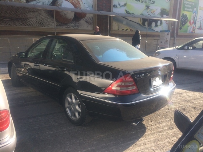 Mercedes C 240 2004, 285,000 km - 2.4 l - Bakı