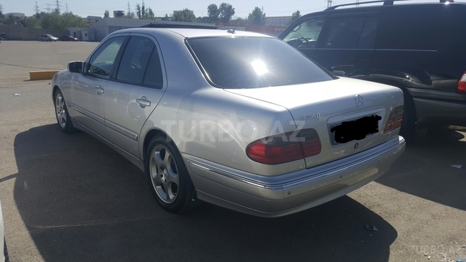 Mercedes E 240 2001, 199,201 km - 2.6 l - Bakı