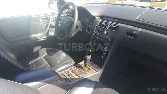 Mercedes E 240 2001, 199,201 km - 2.6 l - Bakı