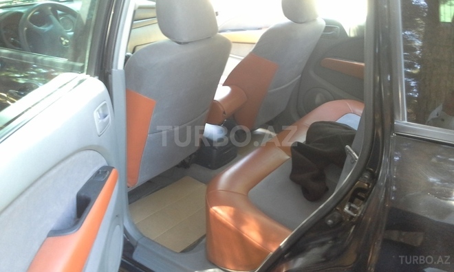 Mitsubishi Airtrek 2002, 202,000 km - 2.0 l - Sumqayıt