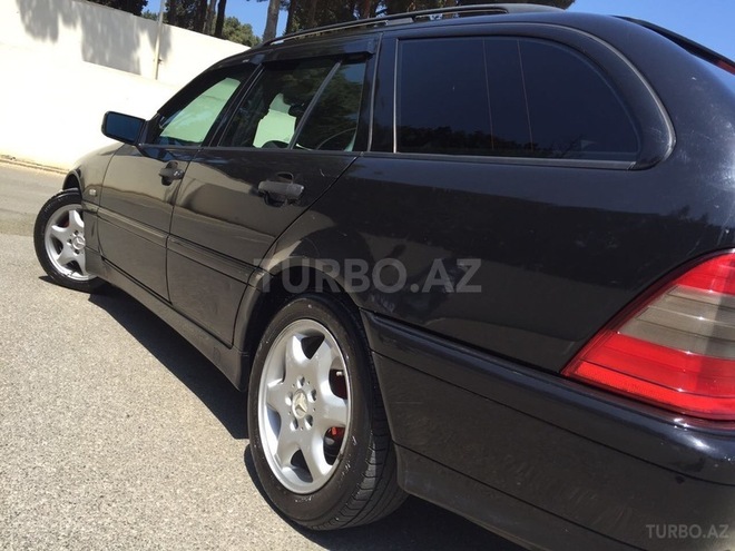 Mercedes C 240 1998, 230,000 km - 2.4 l - Sumqayıt