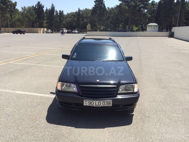 Mercedes C 240 1998, 230,000 km - 2.4 l - Sumqayıt