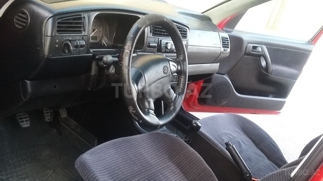Volkswagen Golf 1994, 185,000 km - 2.0 л - Bakı