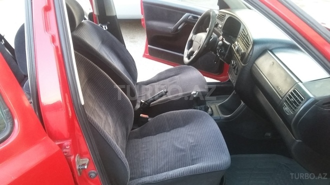 Volkswagen Golf 1994, 185,000 km - 2.0 л - Bakı