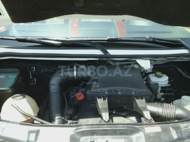 Mercedes  2011, 295,000 km - 2.2 l - Bakı