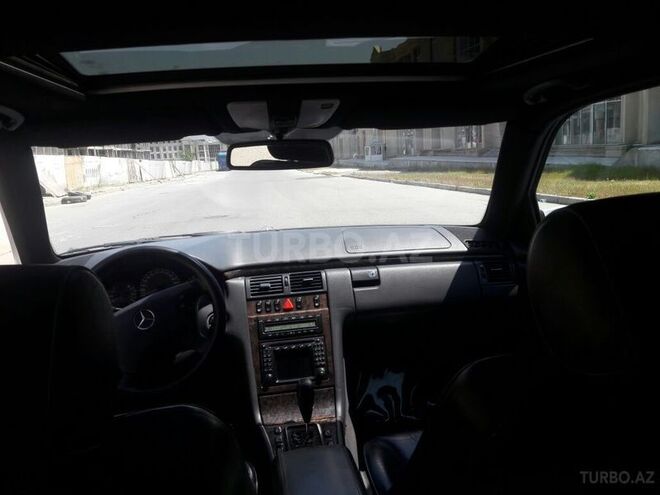 Mercedes E 320 2000, 164,000 km - 3.2 l - Bakı