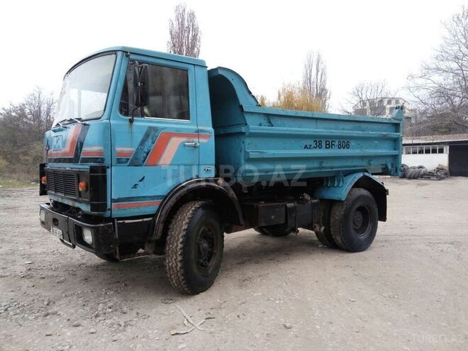 MAZ 5549 1991, 300,000 km - 12.0 l - Qusar